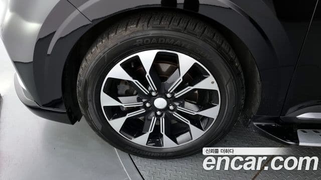 Kia Carnival 2021 — Şəkil 10/20