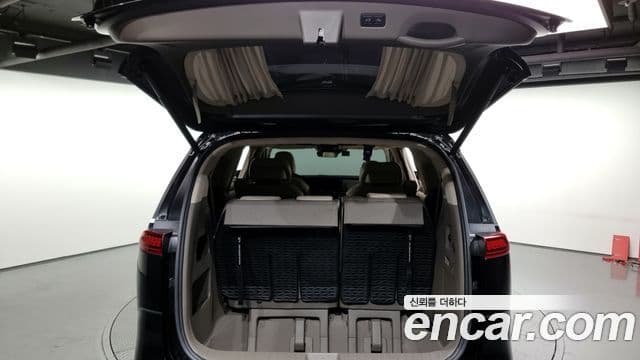 Kia Carnival 2021 — Şəkil 1/20