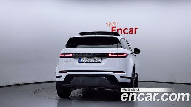 Land Rover Range Rover Evoque 2024 — ფოტო 4/20