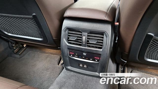 BMW 3 Series 2021 — ფოტო 19/20
