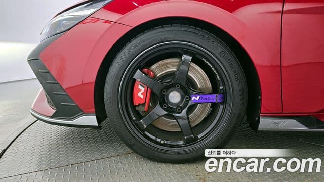 Hyundai The New Avante Hybrid 2021 — Photo 8/20