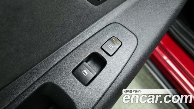 Hyundai The New Avante Hybrid 2021 — Photo 7/20