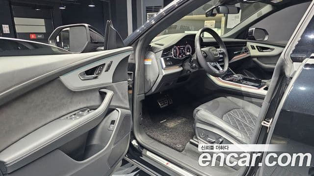 Audi Q7 2023 — ფოტო 11/20