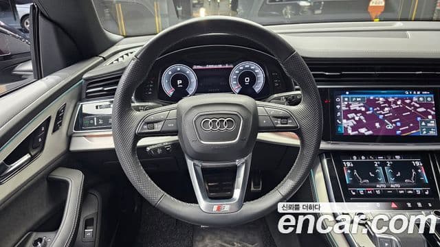 Audi Q7 2023 — ფოტო 14/20