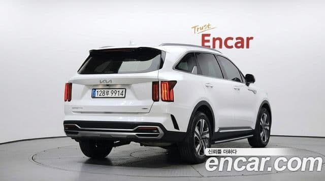 Kia Sorento 2023 — Şəkil 2/20
