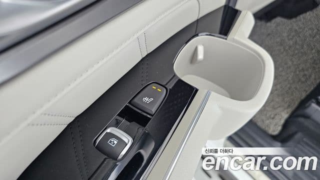 Kia Sorento 2023 — Şəkil 18/20