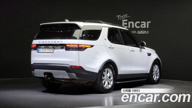 Land Rover Discovery 5 2019 — Şəkil 2/20