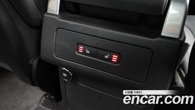 Land Rover Discovery 5 2019 — Şəkil 18/20