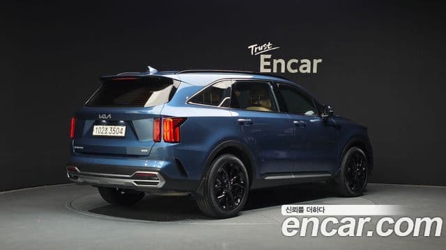 Kia Sorento 2023 — Photo 10/20