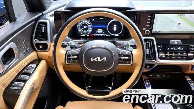 Kia Sorento 2023 — Photo 16/20