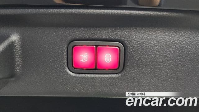 Mercedes-Benz S-Class 2022 — Photo 17/20
