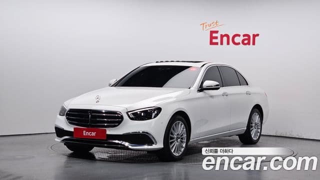 Mercedes-Benz E-Class 2023 — ფოტო 1/20