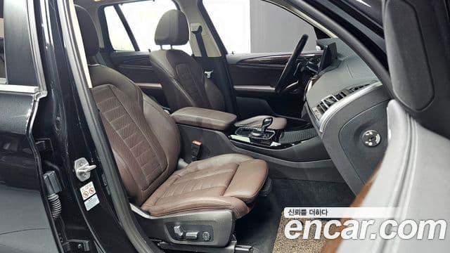 BMW X3 2023 — Photo 18/20