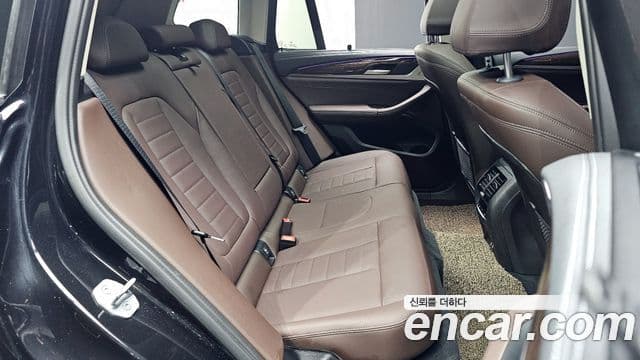 BMW X3 2023 — Photo 8/20