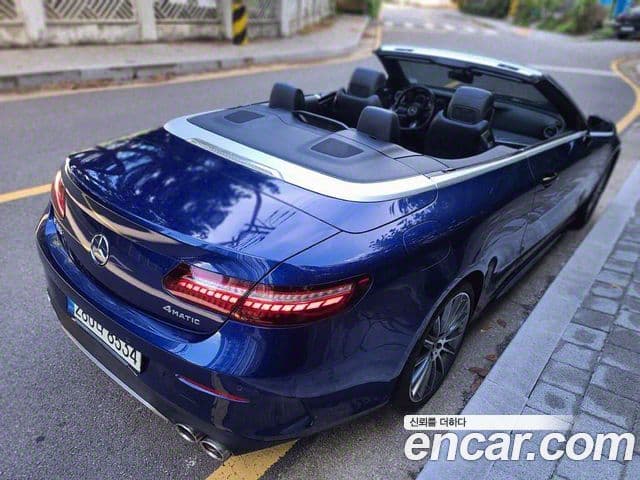 Mercedes-Benz E-Class 2021 — Photo 18/20