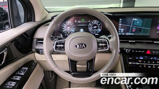 Kia Carnival 2021 — Photo 2/20