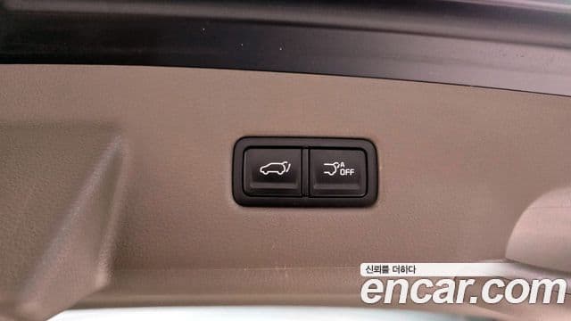 Kia Carnival 2021 — Photo 12/20