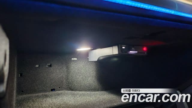 Mercedes-Benz E-Class 2024 — Şəkil 18/20