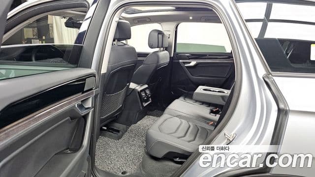 Volkswagen Touareg 2020 — Photo 11/20