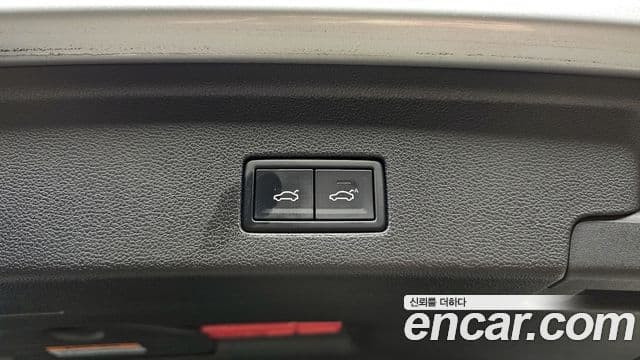 Volkswagen Touareg 2020 — Photo 4/20