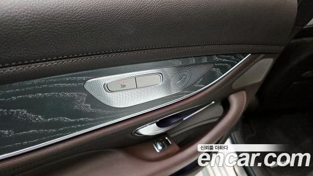 Mercedes-Benz CLS-Class 2020 — ფოტო 17/20