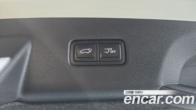 Kia Carnival 2023 — ფოტო 20/20
