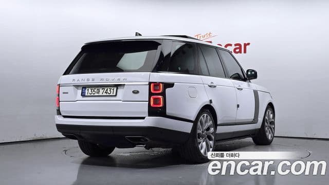 Land Rover Range Rover 2018 — ფოტო 1/20