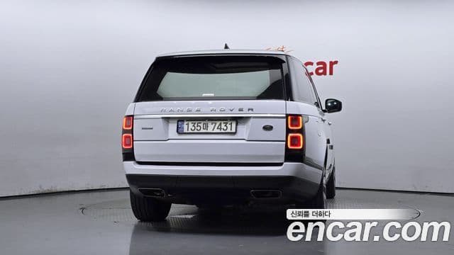 Land Rover Range Rover 2018 — ფოტო 3/20