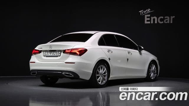 Mercedes-Benz A-Class 2020 — ფოტო 1/20
