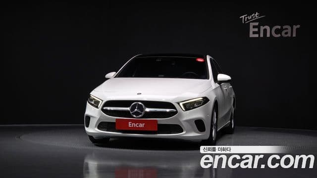 Mercedes-Benz A-Class 2020 — ფოტო 2/20