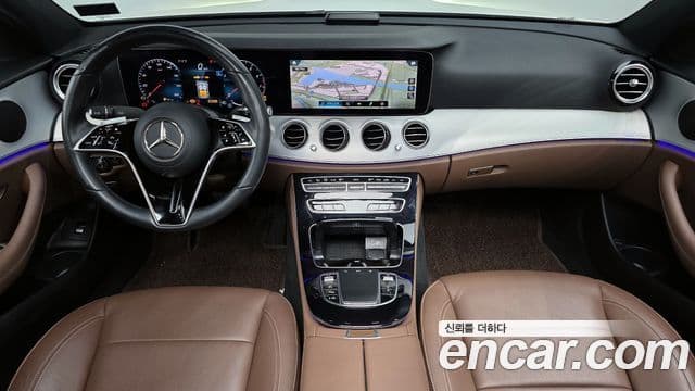 Mercedes-Benz E-Class 2021 — Фото 7/20