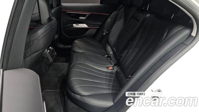 Mercedes-Benz E-Class 2025 — Şəkil 12/20