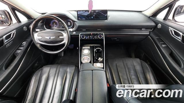 Genesis GV80 2020 — ფოტო 7/20