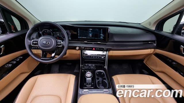 Kia Carnival 2020 — фото 7 из 20