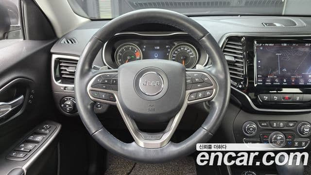 Jeep Cherokee 2021 — ფოტო 4/20