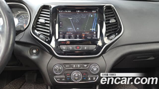 Jeep Cherokee 2021 — ფოტო 1/20