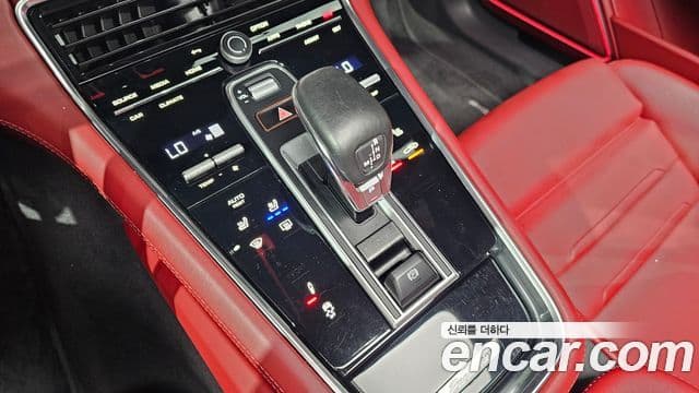 Porsche Panamera 2022 — Şəkil 9/20