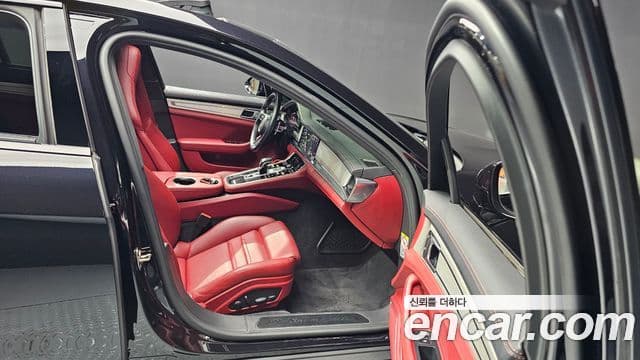 Porsche Panamera 2022 — Photo 9/20
