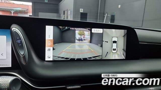 Genesis G90 2022 — ფოტო 13/18