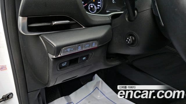 Genesis GV80 2020 — Şəkil 18/20