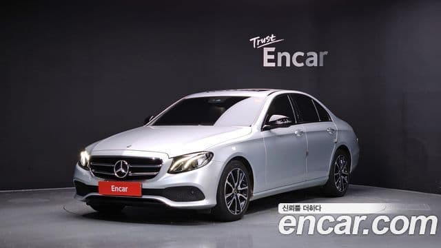 Mercedes-Benz E-Class 2020 — ფოტო 1/20