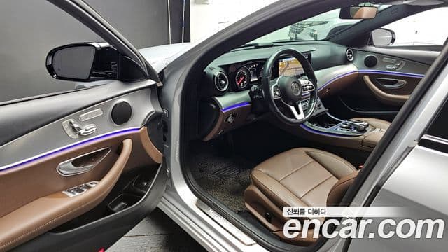 Mercedes-Benz E-Class 2020 — ფოტო 10/20