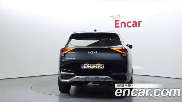 Kia Sportage 2023 — Photo 18/20