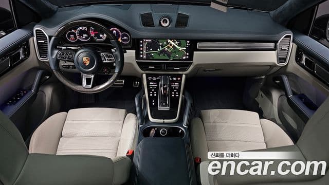 Porsche Cayenne 2023 — Photo 7/20