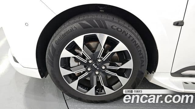 Kia Carnival 2023 — Şəkil 1/20