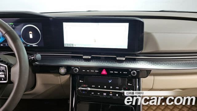 Kia Carnival 2023 — Şəkil 17/20