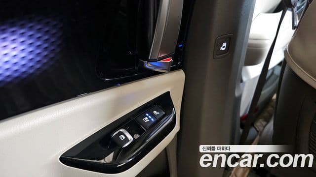 Kia Carnival 2023 — Şəkil 15/20