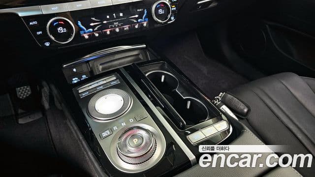 Genesis Electrified G80 2021 — ფოტო 9/20
