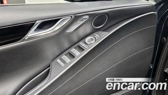 Genesis Electrified G80 2021 — ფოტო 15/20