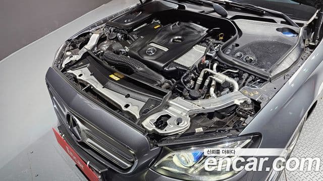 Mercedes-Benz E-Class 2019 — Şəkil 6/20